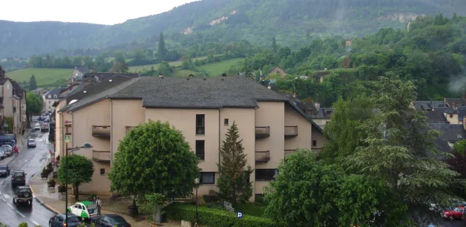 LE COMMERCE - LOGIS DE FRANCE