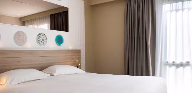 BRIT HOTEL ATLANTEL ****
