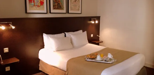 HÔTEL VOLTAIRE OPÉRA NANTES CENTRE