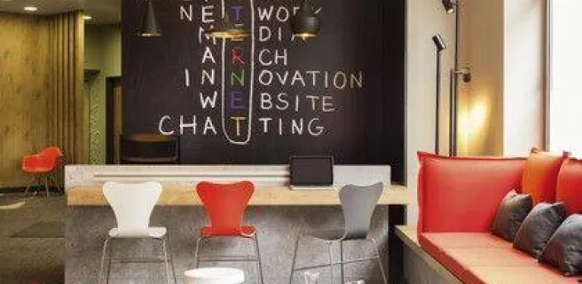 HÔTEL IBIS NANTES CENTRE TOUR BRETAGNE