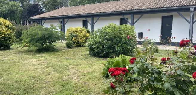 Hôtel-Restaurant Les Éléïs