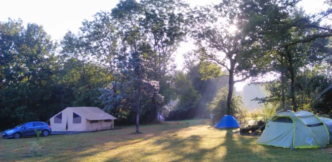 Camping de l'Étang du Puy