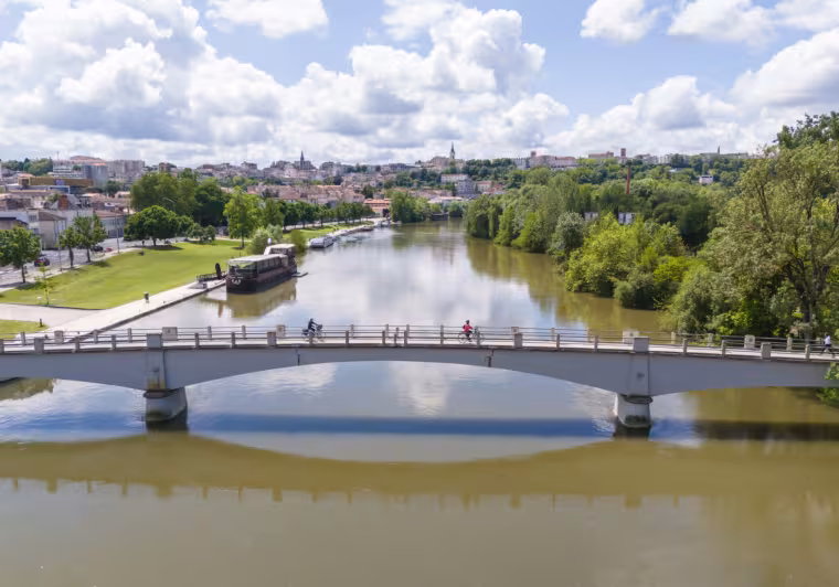 Traversée de la Charente à vélo - Angoulême, La Flow Vélo