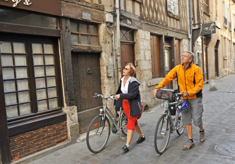 Balade à vélo dans les rues de Blois