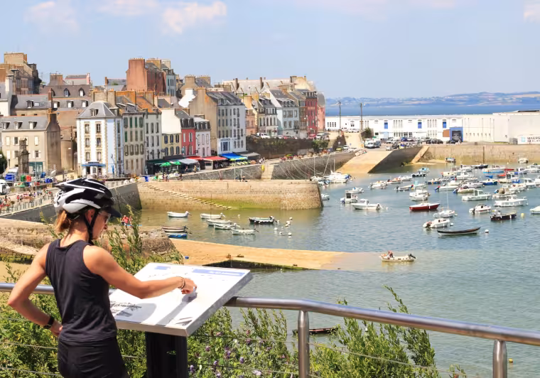 Vue sur le port