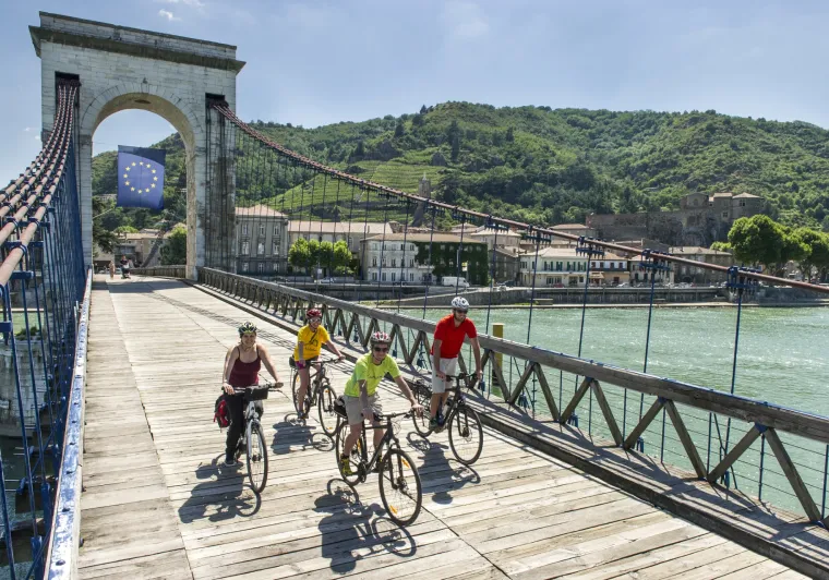 Passerelle de Condrieu
