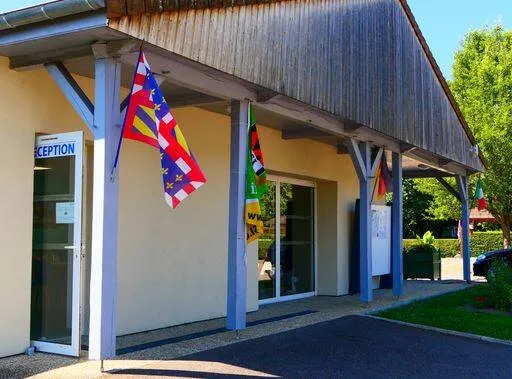 Camping Municipal Les Treilles photo 2