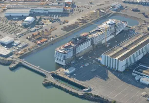 Ship-building Yards in St-Nazaire - STX Europe