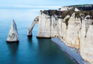 Les falaises d'Étretat, la porte porte d'Aval 