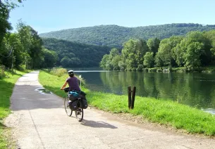 La Vallée du Doubs à vélo