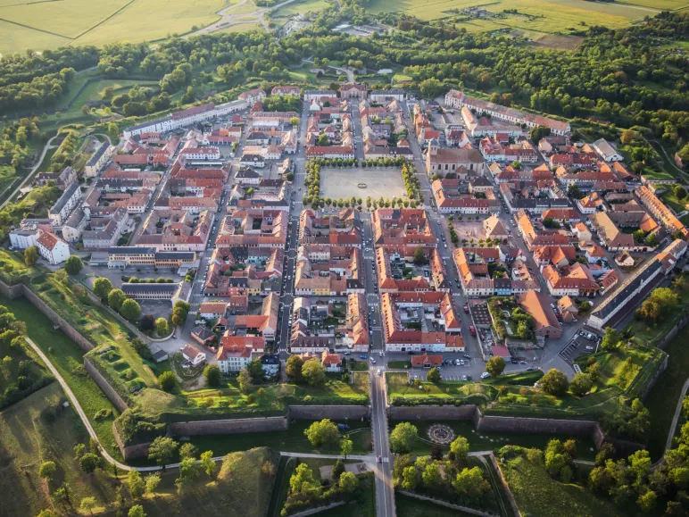 Franchir les portes de Neuf-Brisach